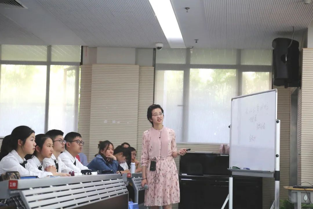 刘美玲.jpg